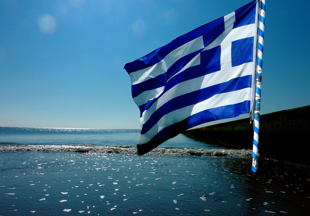 Греция начинает выдавать визы